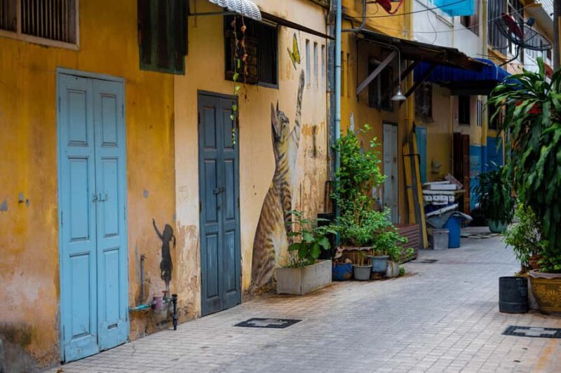 Hua Hin: Historial Sights & Gastronomy Tour of Phetchaburi - Key Points