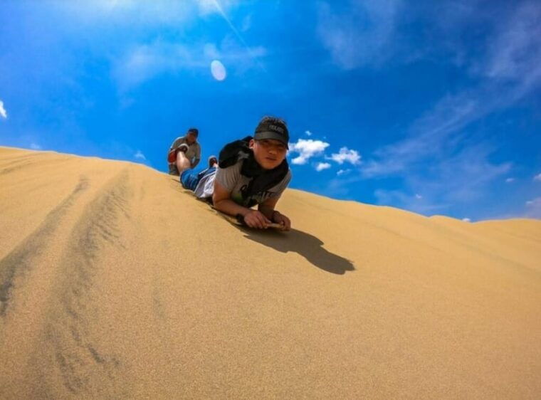 huacachina-dune-buggy-sandboard-huacachina-oasis-ica