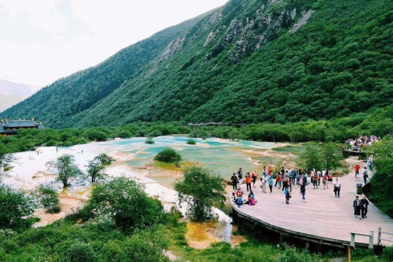 huanglong-scenic-area-explore-stunning-five-colored-ponds
