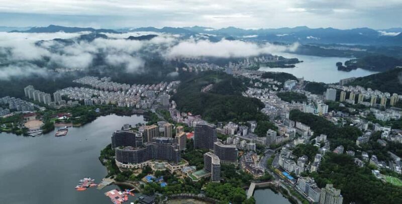 Huangshan City: Qiandao Lake Day Tour - Key Points