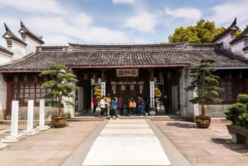 Huangshan: Exclusive Private Half-Day Hongcun Village Tour - Practical Details