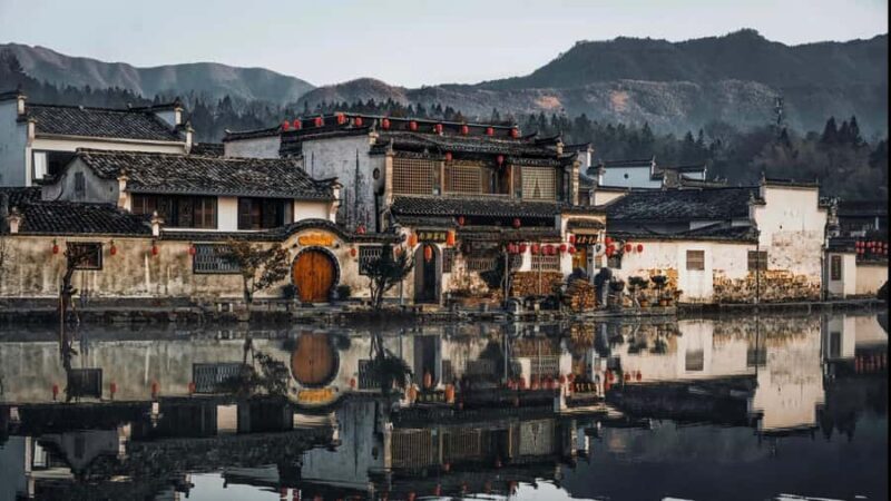 Huangshan: Private Hongcun Tour UNESCO Site & Ancient Lanes - Who Should Consider This Tour?