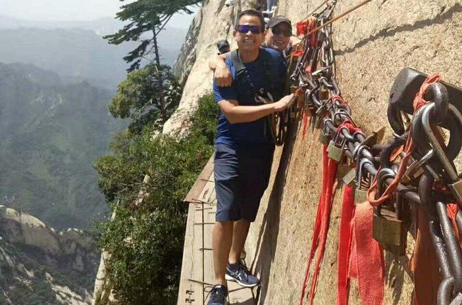 Huashan Mountain Hiking Tour from Xi'an - Practical Tips for Travelers