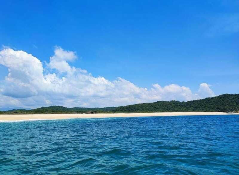 huatulco-tour-of-the-bays-by-boat