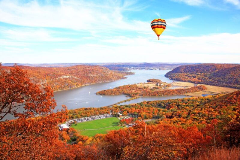 hudson-valley-fall-foliage-shared-helicopter-tour