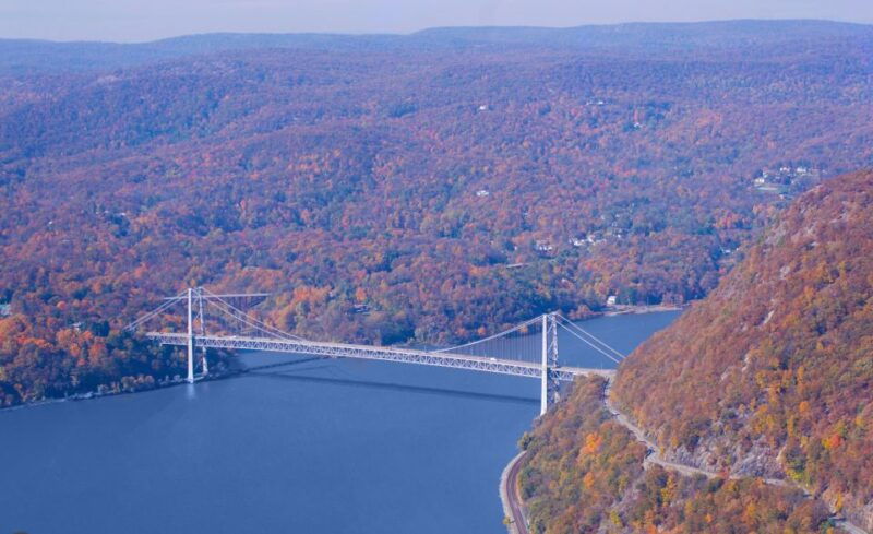 hudson-valley-fall-foliage-shared-helicopter-tour