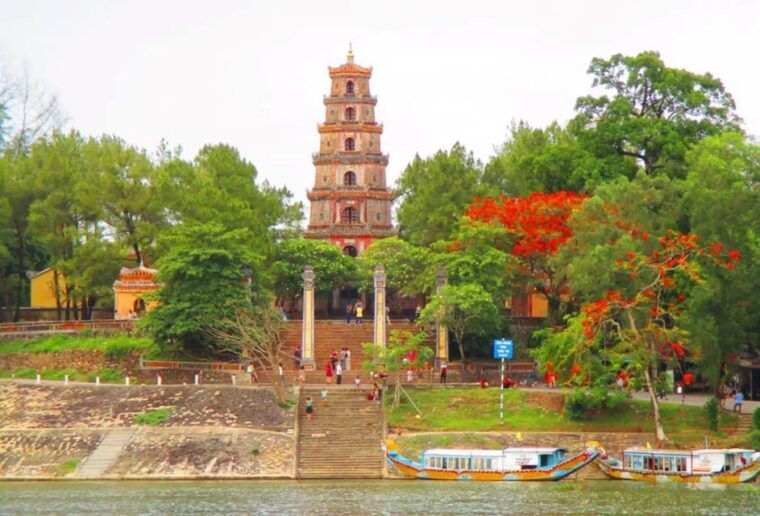 hue-city-highlights-full-day-tour-with-lunch
