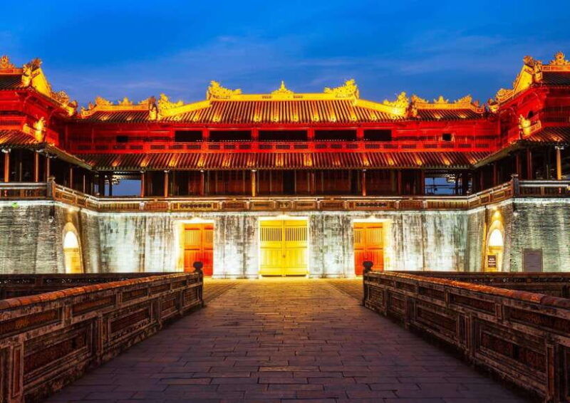 hue-city-sightseeing-all-highlights-by-train-from-da-nang