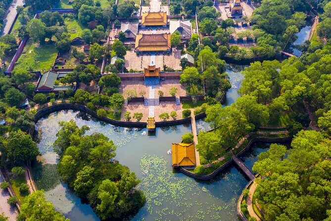 Hue city tour with private driver - Key Points