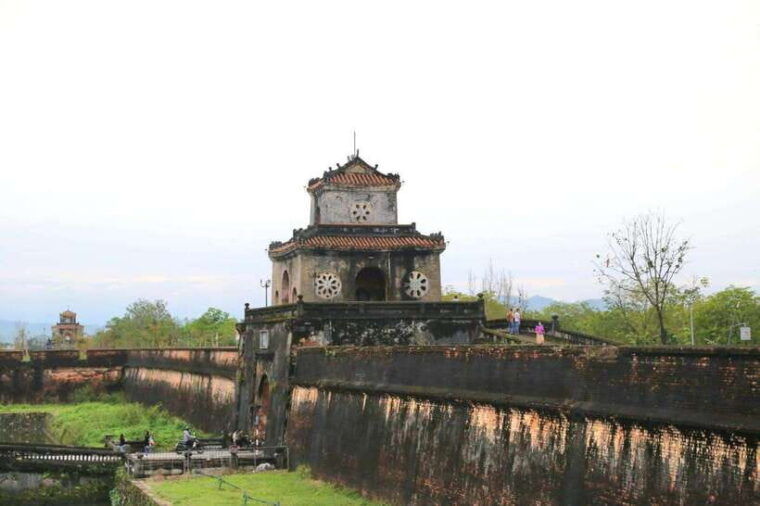 hue-explore-tam-giang-lagoon-full-day
