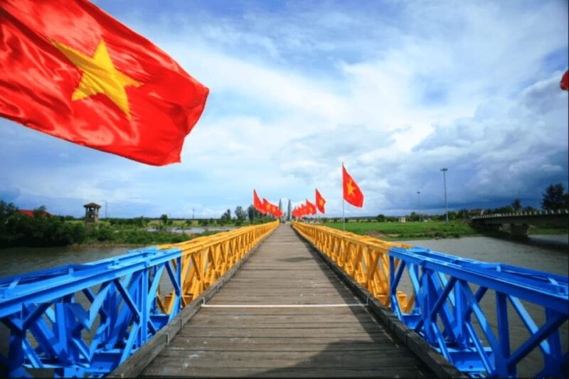 hue-explore-tour-with-vinh-moc-tunnels-and-khe-sanh-base