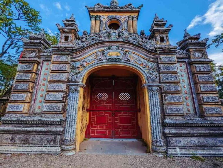 hue-full-day-city-tour-with-boat-trip-and-lunch