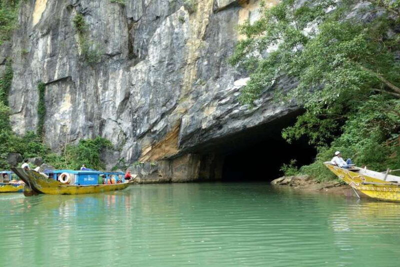 hue-full-day-echoes-of-history-journey-to-phong-nha-cave
