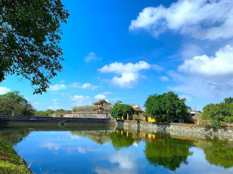hue-half-day-exploring-hues-art-and-tradition