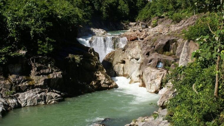 hue-hoian-1-way-jeep-tour-with-sightseeing-via-hai-van-pass