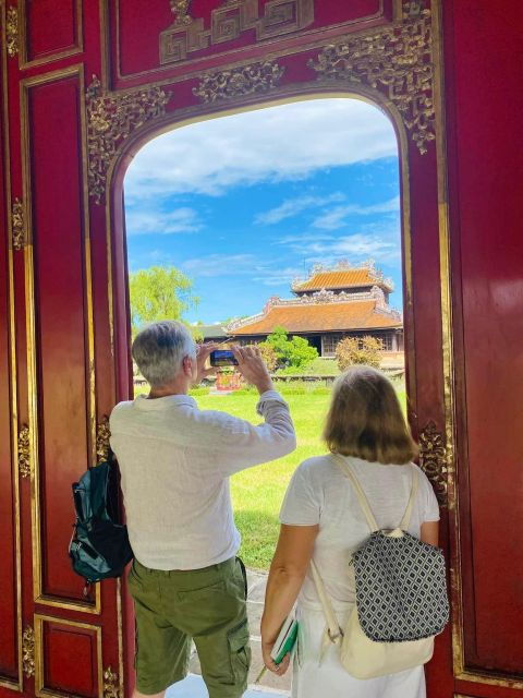 hue-imperial-city-and-forbidden-city-walking-tour