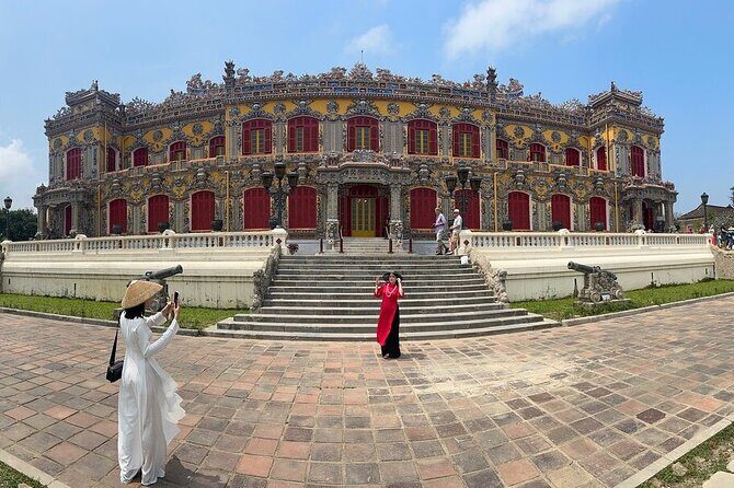 Hue Imperial City & Hai Van Pass Day Tour with Local Lunch - Hues Historic Heart: The Imperial City and Forbidden Purple City