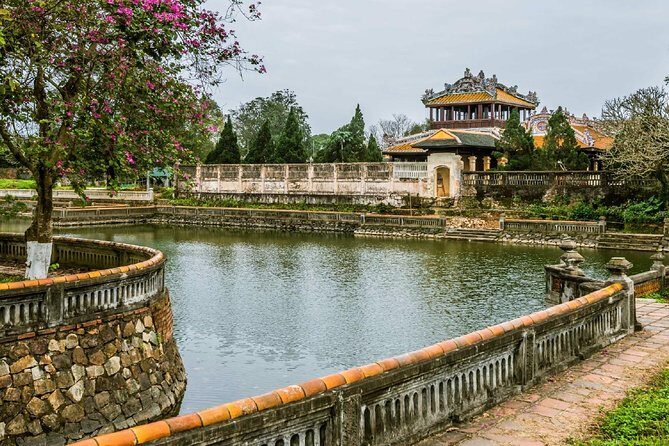 Hue Imperial City & Hai Van Pass Small Group Tour from Da Nang  Full Day - A Full Breakdown of the Day: What to Expect