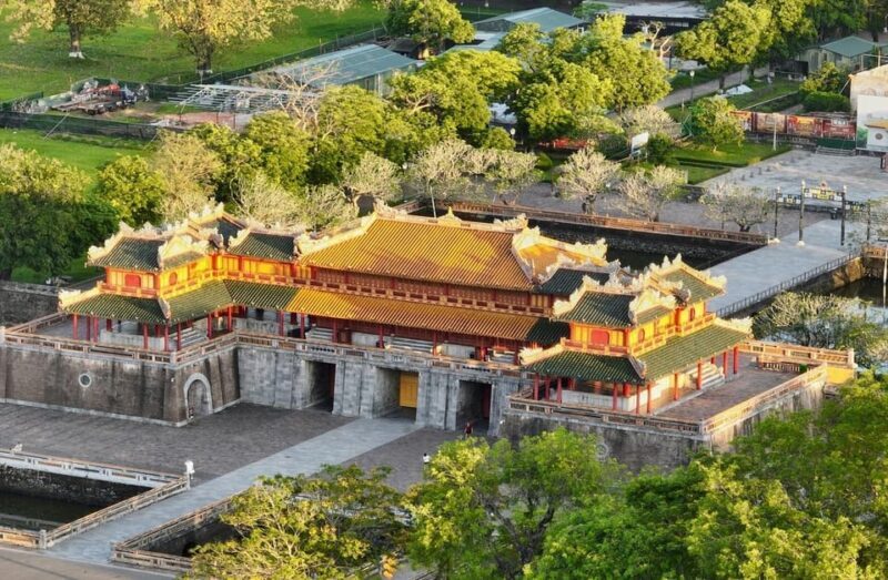 Hue: Imperial City, Royal Tombs, Pagoda & Dragon Boat Tour - Practical Aspects and Value