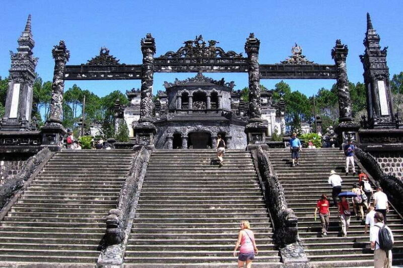 Hue Imperial City Tour & Hai Van Pass : From Hoi An /Da Nang - The Scenic Journey to Hue