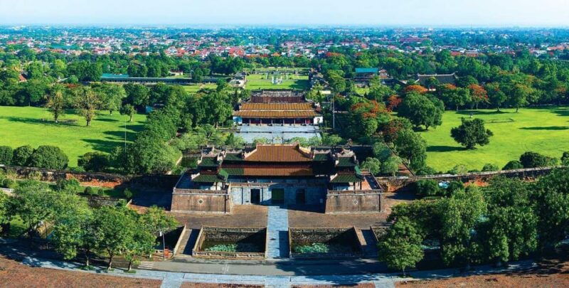 hue-imperial-city-tour