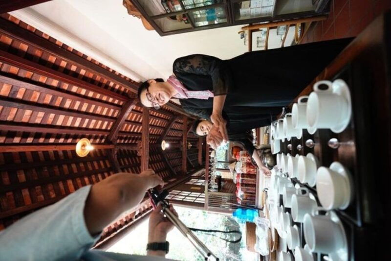 hue-night-street-food-tour-by-cyclo-with-a-local-guide