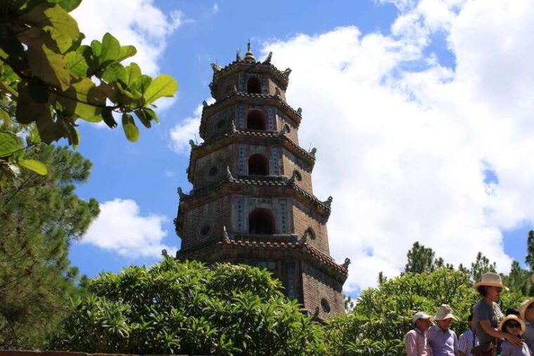 hue-perfume-river-dragon-boat-cruise-pagoda-tombs-visit