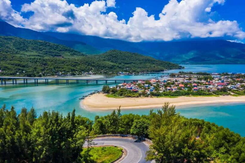 hue-private-car-to-hoi-an-via-haivan-pass-city-of-ghosts