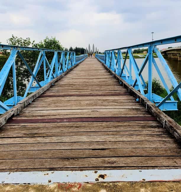 Hue: Private Transfer to Phong Nha with DMZ Tour - Who Should Consider This Tour?