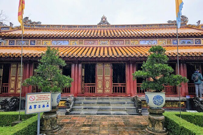 Hue Royal Tombs & Dragon Boat: Private Half-Day Tour - Additional Information