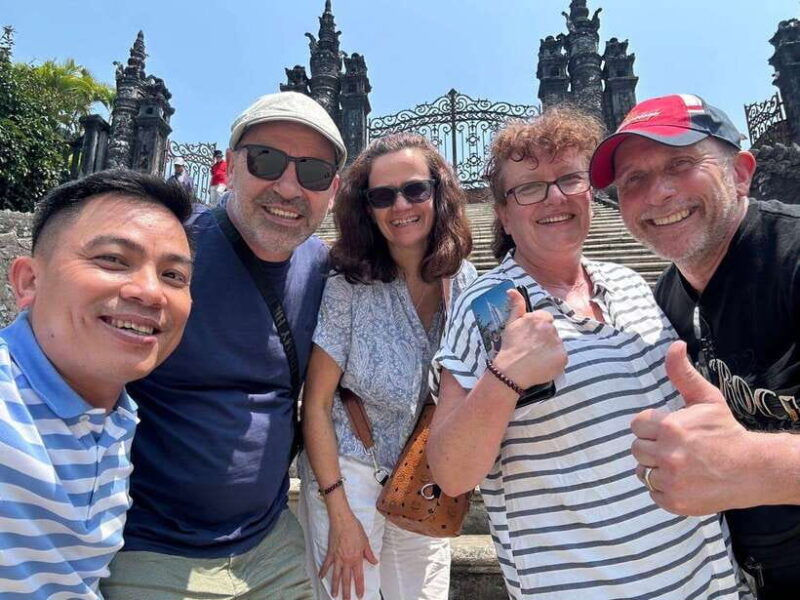 hue-royal-tombs-tour-visit-3-best-tombs-pagoda