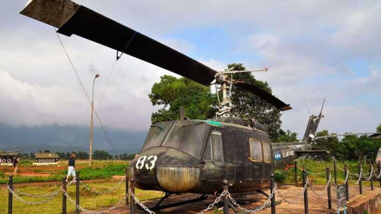 hue-small-group-dmz-tour-1-day-with-vinh-moc-and-khe-sanh