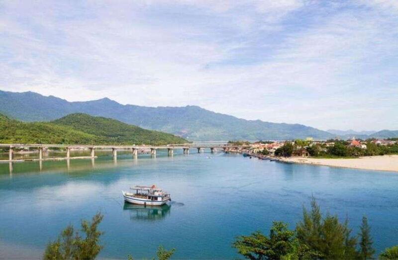 hue-to-from-hoian-sightseeing-transfer-between-hue-hoi-an