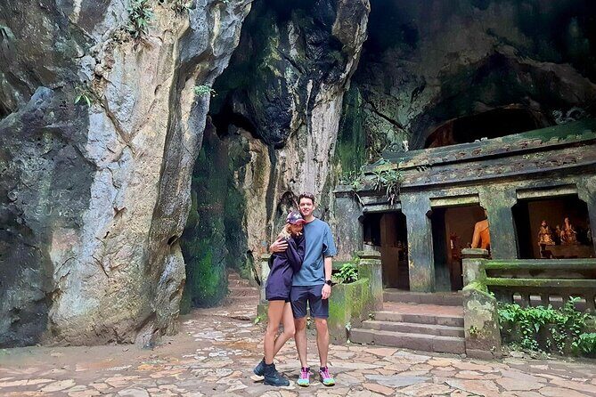 Hue to Hoi An Bus Tour with English Guide & Sightseeing - FAQ