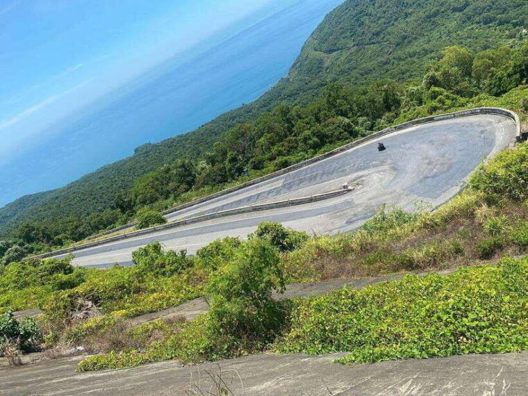hue-to-hoi-an-easy-rider-tour-scenic-hai-van-pass-adventure