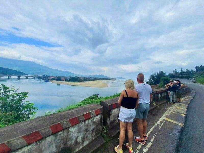 hue-to-hoi-an-private-car-with-english-driver-sightseeing