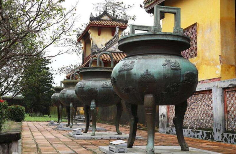 hue-tour-walking-in-imperial-city-with-optional-dragon-boat