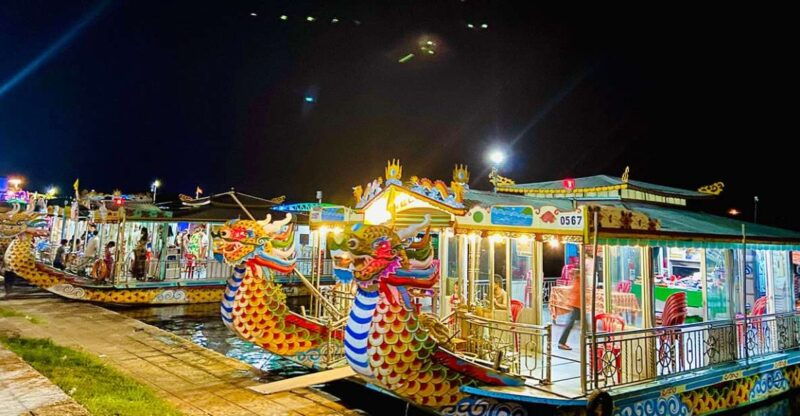 hue-traditional-singing-on-huong-river-ticket