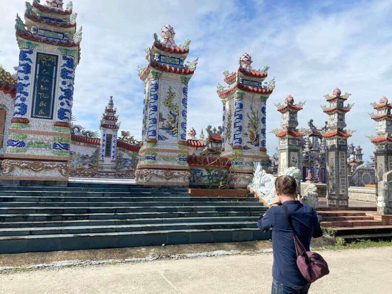hue-transfer-to-hoi-an-with-royal-tombs-an-bang-cemetery