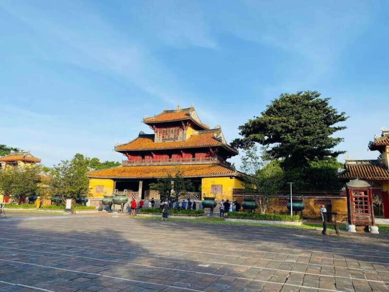 Hue Walking tour to Imperial City and Dong Ba Market - An In-Depth Look at the Tour Experience