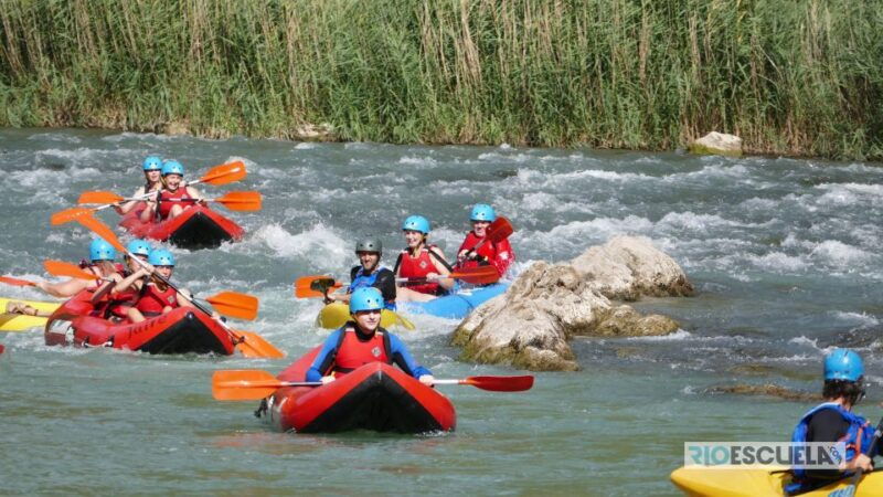 huesca-river-kayak-in-the-pyrenean-geological-route