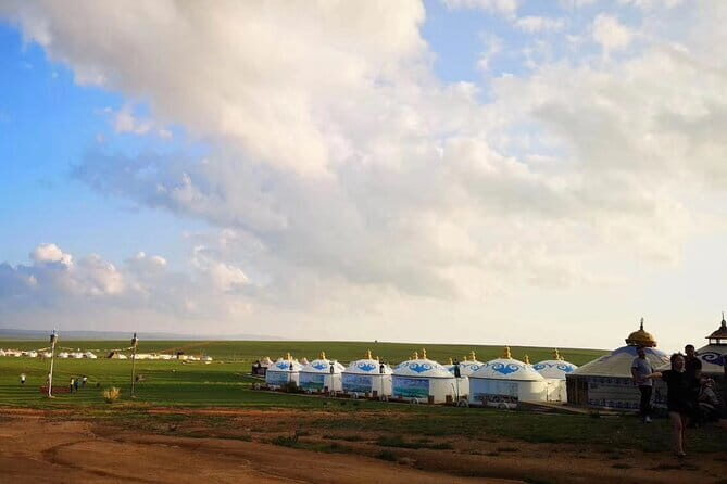 Huhhot Inner Mongolia 3 Days Xilamuren kubuqi Desert Nature Tour - FAQ