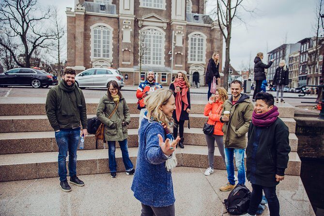 Humans of Amsterdam - Cultural Walking Tour incl. meeting locals - The UNESCO-Listed Canal Ring