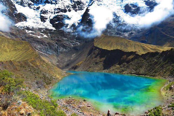 humantay-lagoon-day-trip