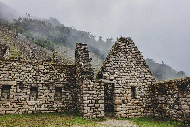 humantay-lake-and-machupicchu-2-day-in-3-star-hotel