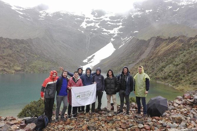 humantay-lake-in-private