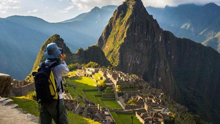 humantay-lake-tour-and-machu-picchu-tour-by-train