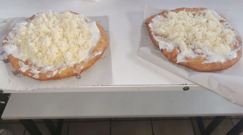 hungarian-grandmas-tour-food-tour-in-budapest