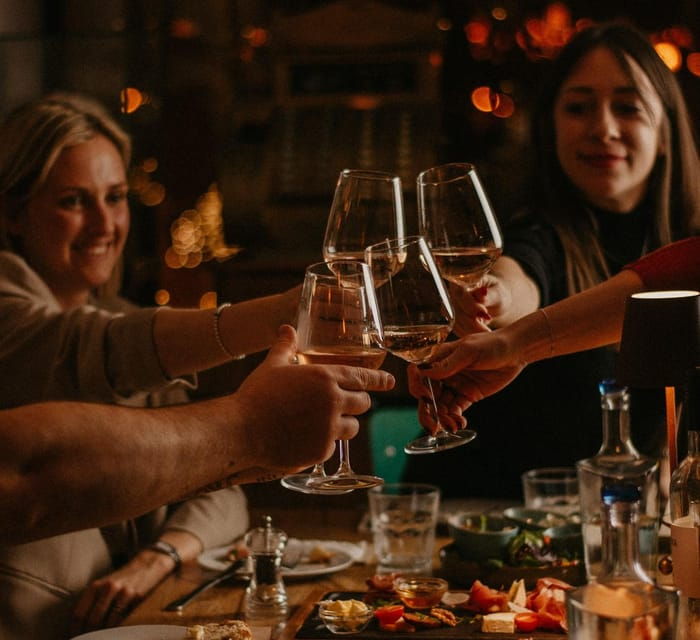 hungarian-wine-tasting-budapest-downtown