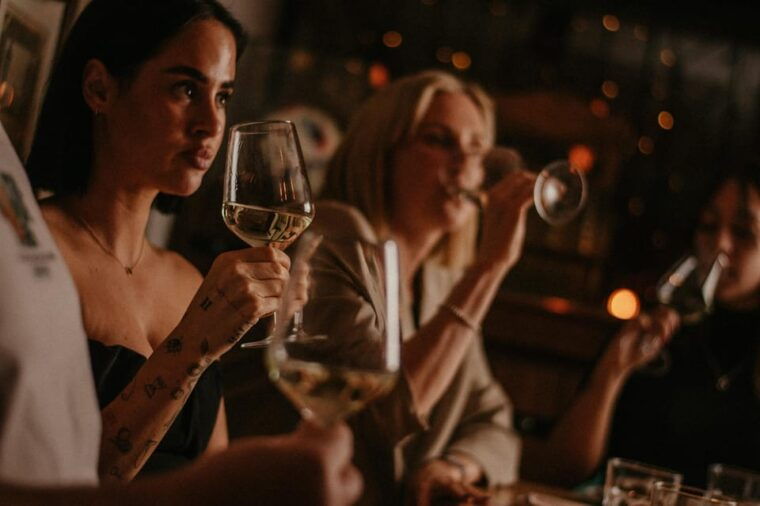 hungarian-wine-tasting-budapest-downtown